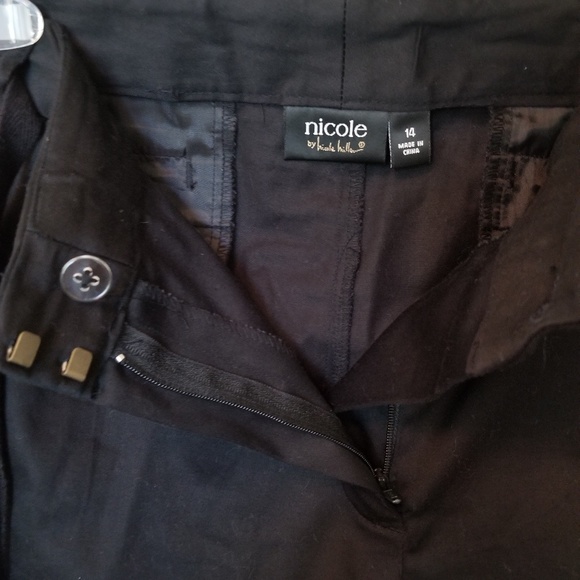 Dressy shorts - Picture 4 of 4